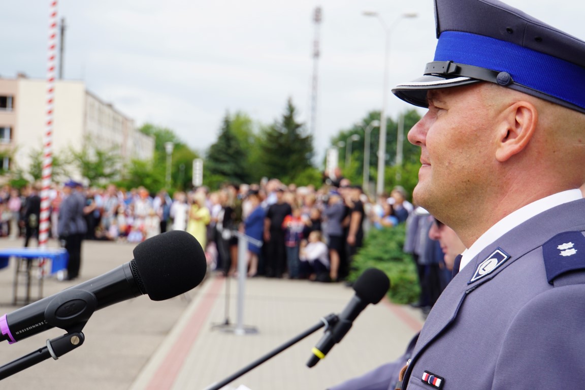 Uroczysta promocja na pierwszy stopień oficerski Policji (fot. TM/KWP)