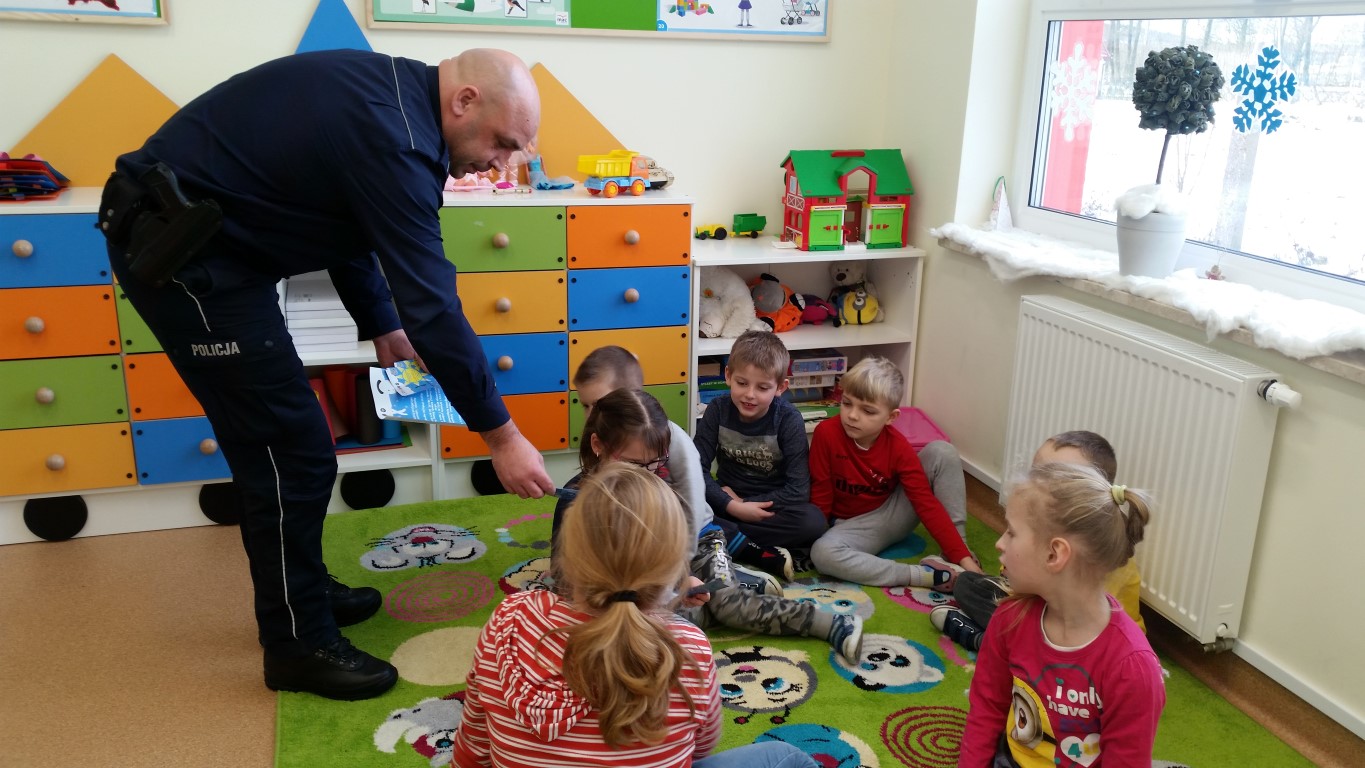 Spotkanie policjantów z dziećmi z powiatu nidzickiego