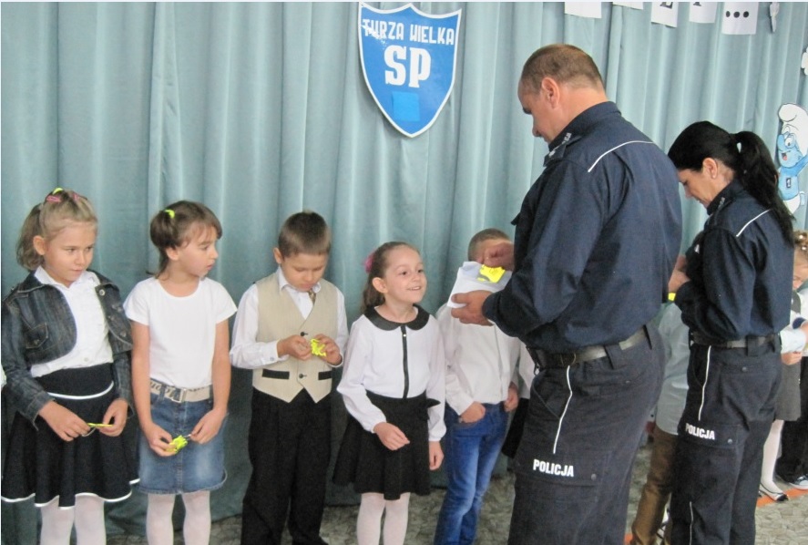 Spotkanie policjantów z pierwszakami z Turzy Wielkiej