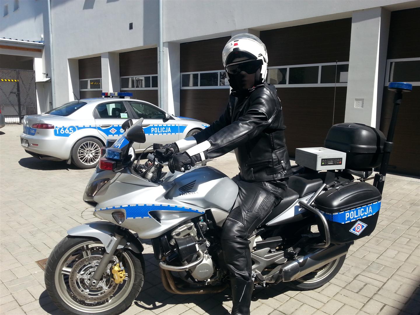 Policyjny motocyklista #1